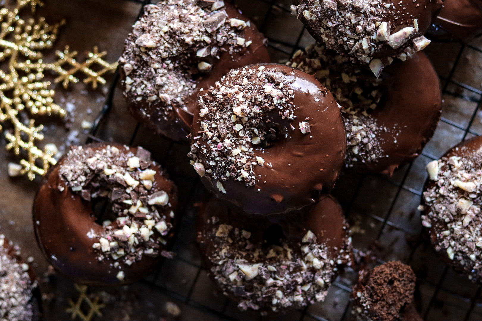 Peppermint Hot Chocolate Donuts - A Kitchen Addiction